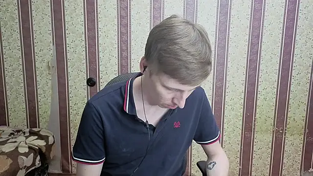 Darien_Brown: онлайн-секс-чат