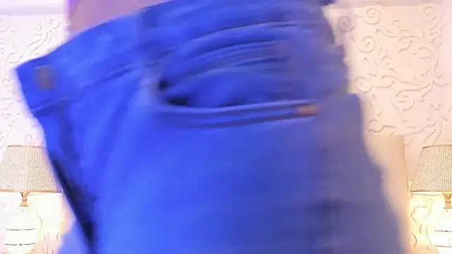 VioletaHills_'s Live XXX Chat