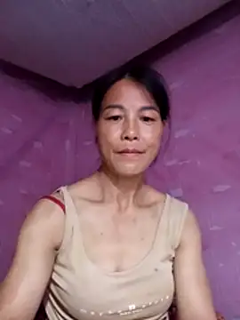 Lily-ly – Live XXX-chat