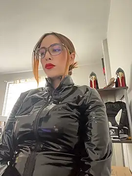 valery_mistress Adlı Modelin Canlı XXX Sohbeti
