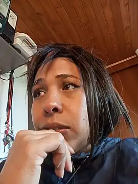 Ivon_C XXX чат на живо