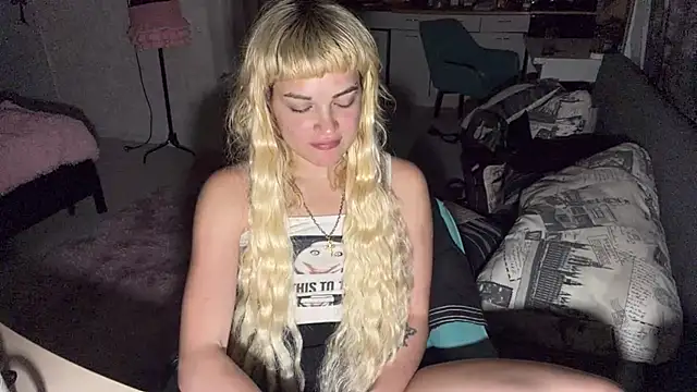 FreedaDeloach's Live XXX Chat