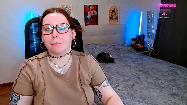 Онлайн чат XXX ur_geekgirl