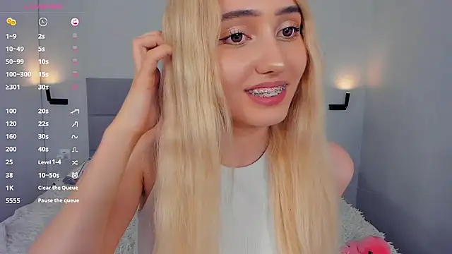 Barbiebloom's Live XXX Chat