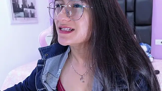 XXX chat uživo modela im-eliza