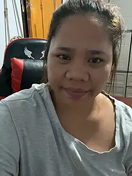 -CLARAMommy-'s Live XXX Chat