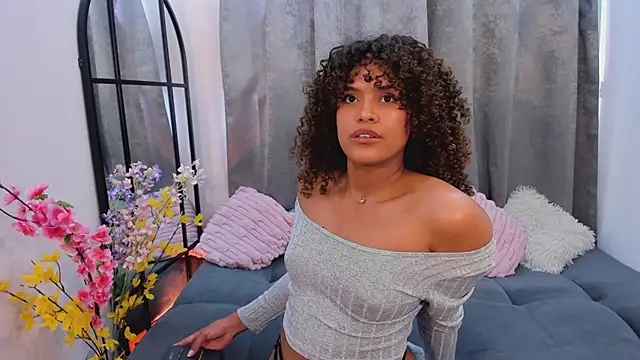 צ'אט XXX בשידור חי של Amelia_bss