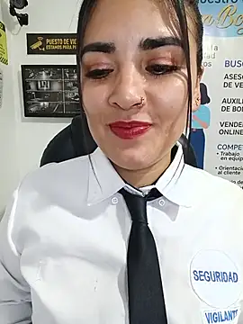 Chat +18 de MAYE__13 ao vivo