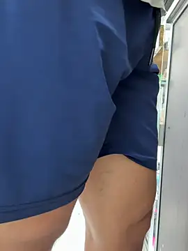 XXX chat uživo modela Paul22cm-
