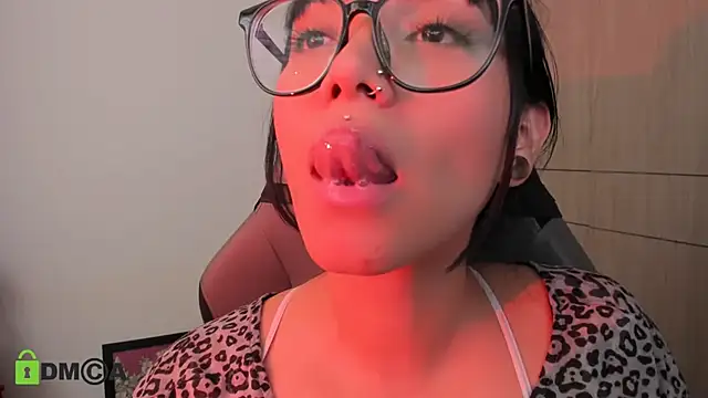 XXX chat uživo modela alice-rausing