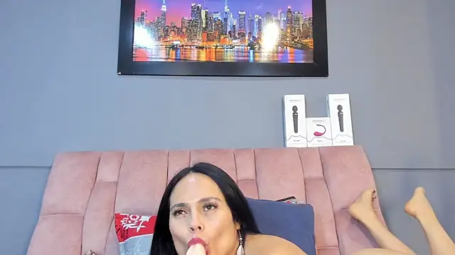 XXX chat uživo modela CharlotteCottin