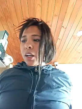 Ivon_C XXX чат на живо