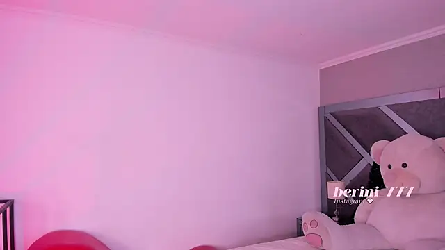 AmberiniHoffman's Live XXX Chat