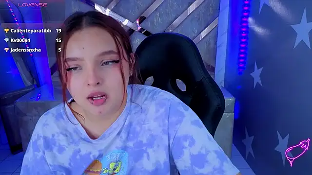XXX chat uživo modela mia_foster_t