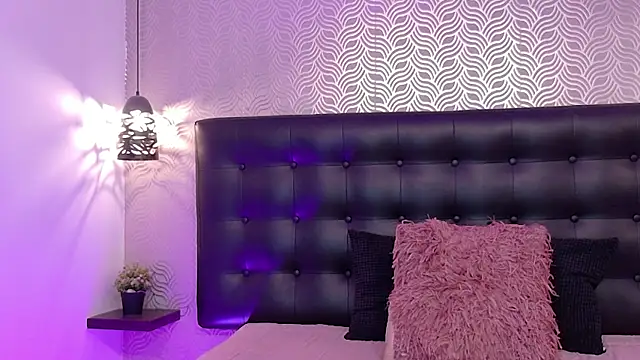 XXX chat uživo modela NaiaraMasson_