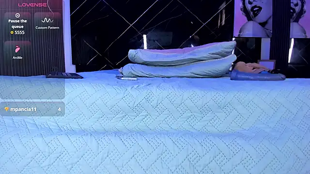 Charlize-23: απευθείας συνομιλία ΧΧΧ