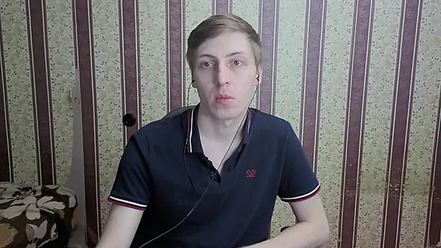 Darien_Brown: απευθείας συνομιλία ΧΧΧ