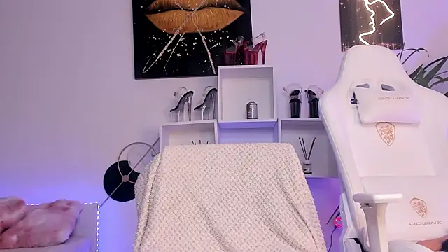 XXX chat uživo modela AnyssyaHot
