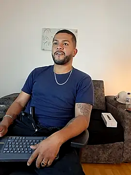 BrunoSilva_ Live XXX-Chat