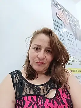 LUISA--30 Live XXX Chat