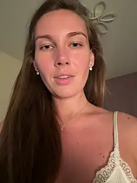 XXX chat uživo modela JasminJames