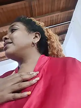 XXX chat uživo modela ELLA_KELLY