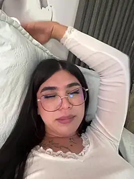 RoseCassie Chat XXX live