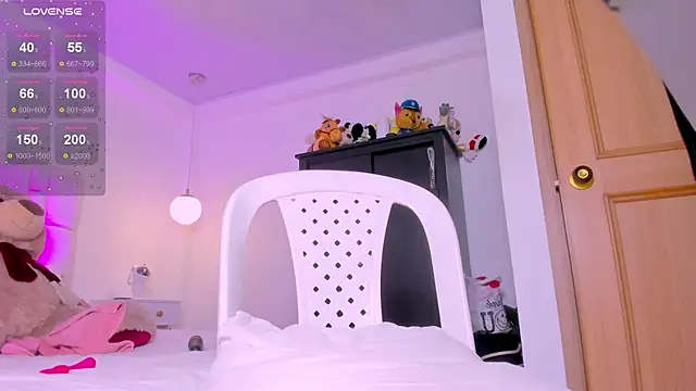 XXX chat uživo modela CodyTwink