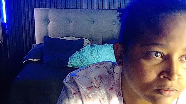 XXX chat uživo modela Cataleya_Laurent