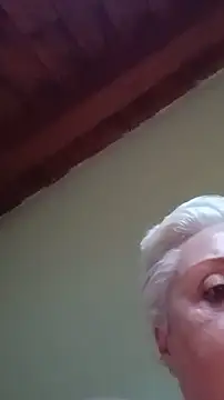 Živý XXX chat divinaerotica