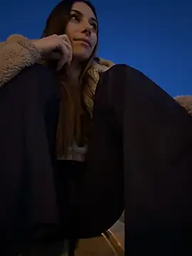XXX chat uživo modela CrystalClean
