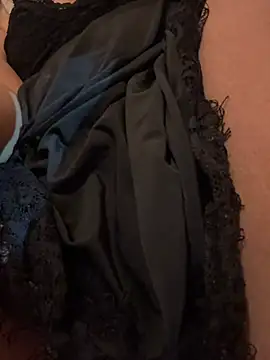 Show modela Qamar-Layali na web-kameri