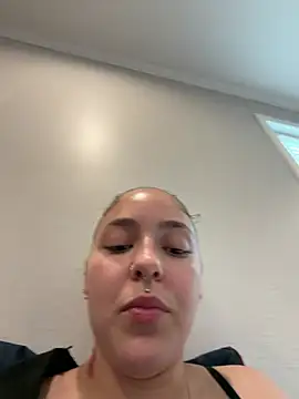 Mamachulita's Live XXX Chat