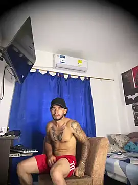 Kenny_romano: онлайн-секс-чат