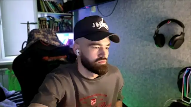 Chat +18 de _Serious_Man ao vivo