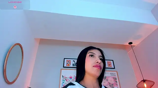 دردشة Tiffany_Low الجنسية المباشرة