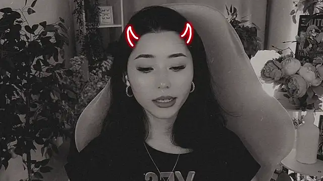 Chat +18 de RedMidnight ao vivo