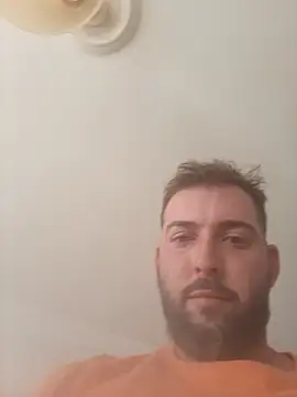 Capitansalami36 Adlı Modelin Canlı XXX Sohbeti