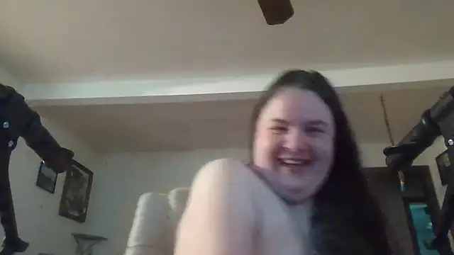 Chat XXX ao vivo de LittleBunny3