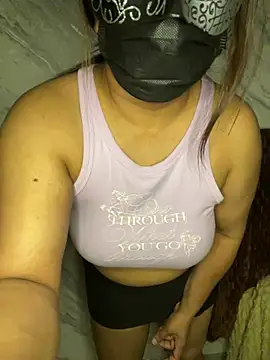 LioraWance Live XXX-chat