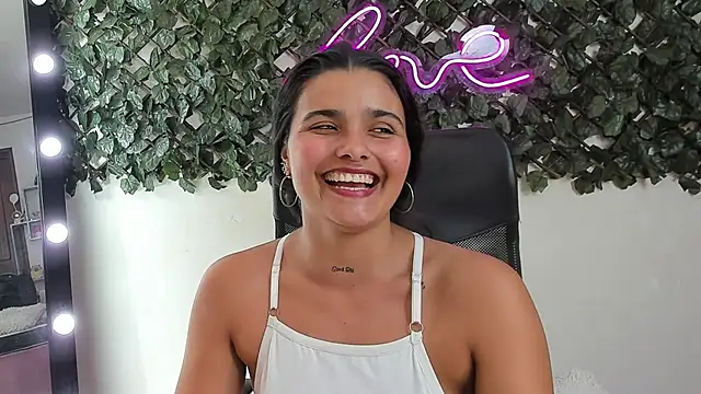 Chat XXX en directo de DestinyHills