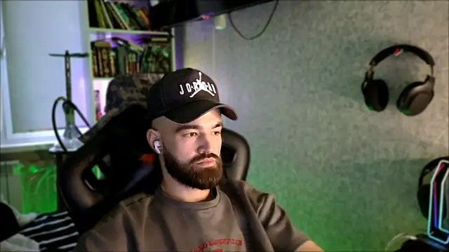 Chat XXX en directo de _Serious_Man