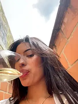 MystiqueXXX 라이브 XXX 채팅