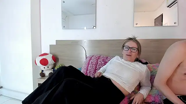King_N_kathe Chat XXX live
