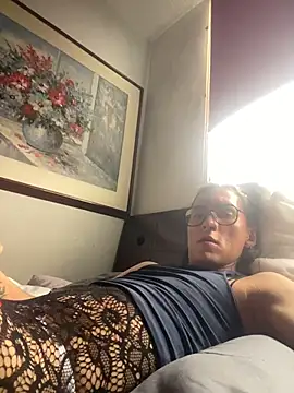 Elysianpair Chat XXX live