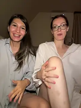 RussianGirls_ 即時 XXX 聊天