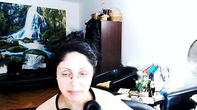 Imperatriza Chat XXX in diretta