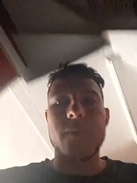 andycalis_97 在線直播表演