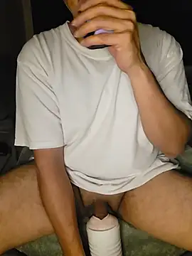 Adam_King222 Show in webcam