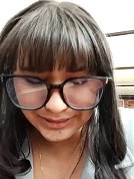 Czat XXX na żywo – Emily-7